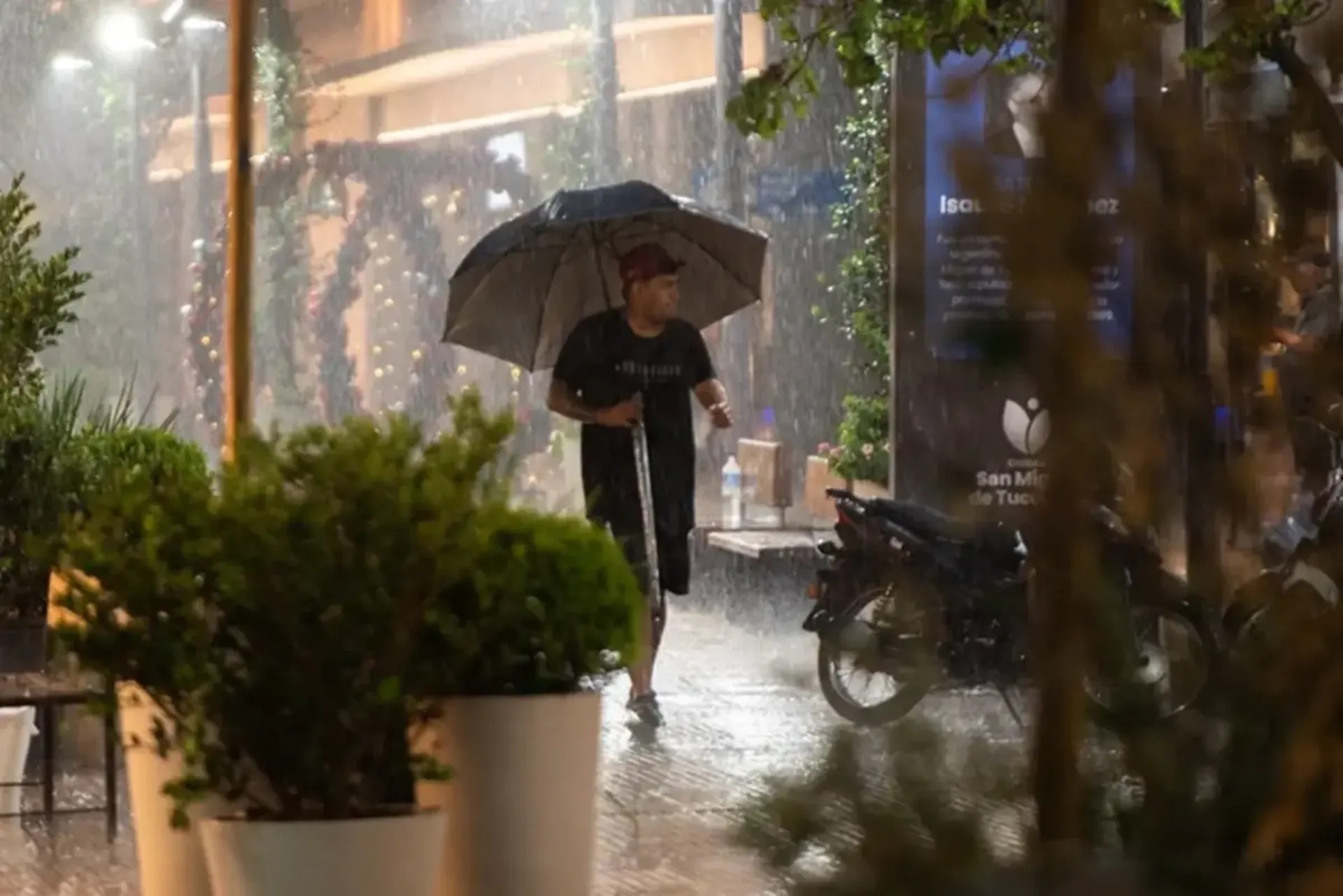 Rige una alerta meteorológica en Tucumán por tormentas fuertes y posible caída de granizo