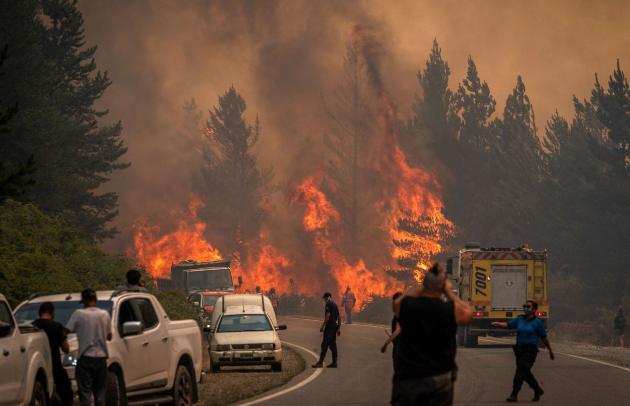 Fuego en la Patagonia: hay 45 mil hectáreas afectadas y cuatro parques en alerta