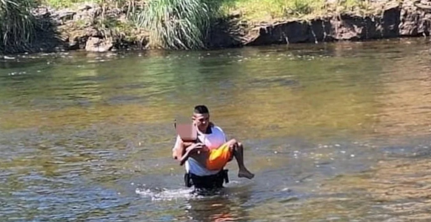Un policía rescató a un niño de 11 años que se ahogaba en un río de Córdoba