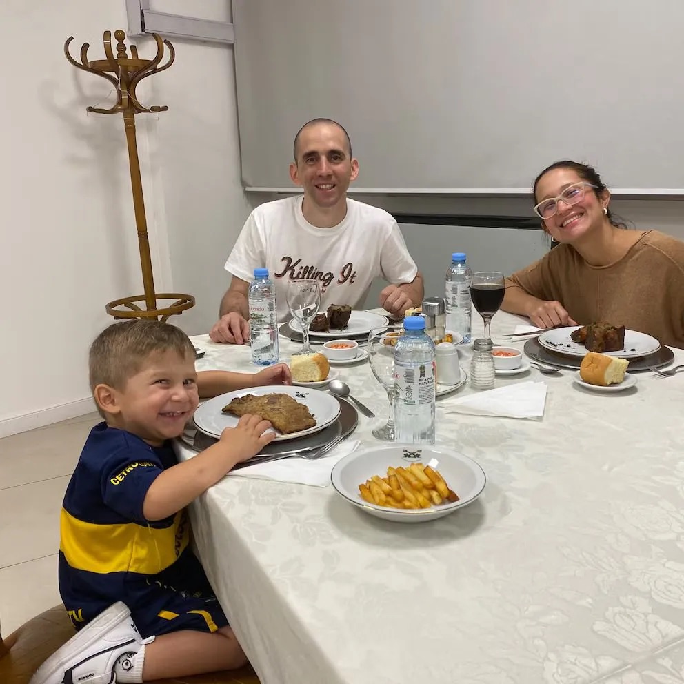 Nahuel Gallo cenó con su familia por primera vez después de 448 días: “Pidió algo que extrañaba con todo su corazón”