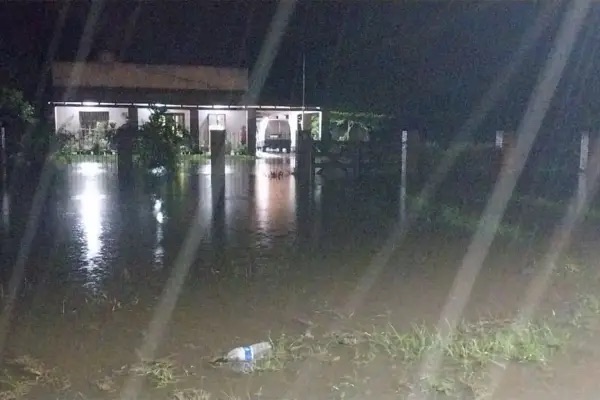 Las lluvias provocaron anegamientos y cortes de tránsito en varias rutas de Tucumán