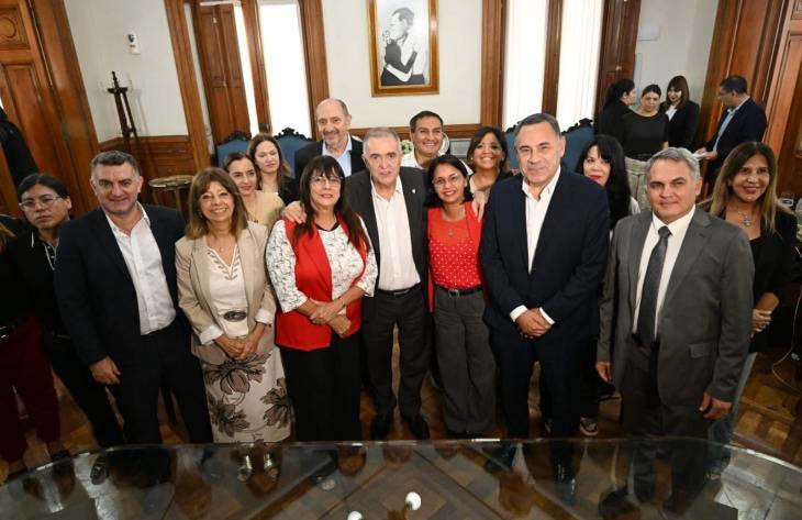 El Gobierno cerró el acuerdo salarial con APEMyS