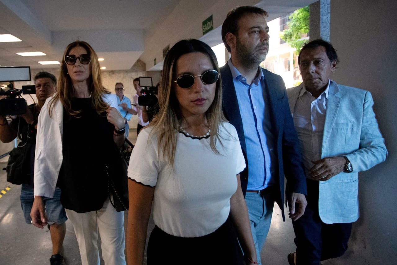 Otro escándalo para Agostina: denuncia y versiones cruzadas con su ex novio por un auto