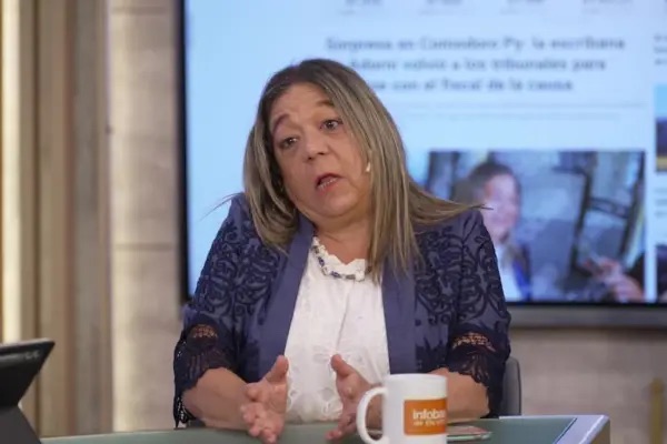 La escribana de Adorni defendió las operaciones y confirmó que le presentó a las prestamistas: “Estoy segura de que lo va a pagar”