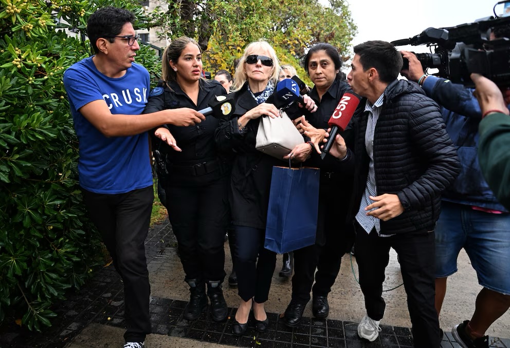 Una de las jubiladas acreedoras de Adorni declaró que la venta del departamento de Caballito fue un negocio de su hijo