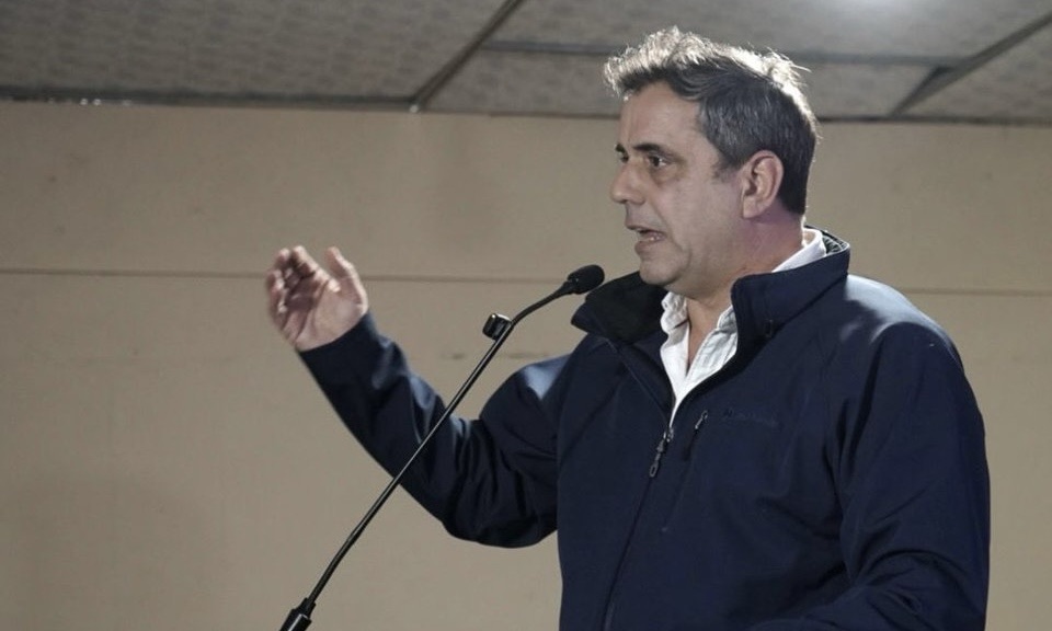 Catalán redobla la apuesta contra las comunas: propone eliminar delegados y apunta a las “cajas políticas”